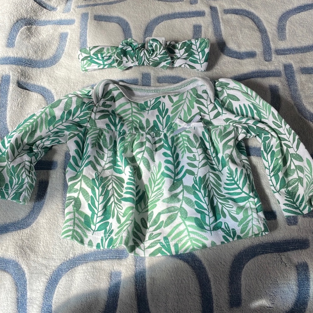 Shirt and bow!